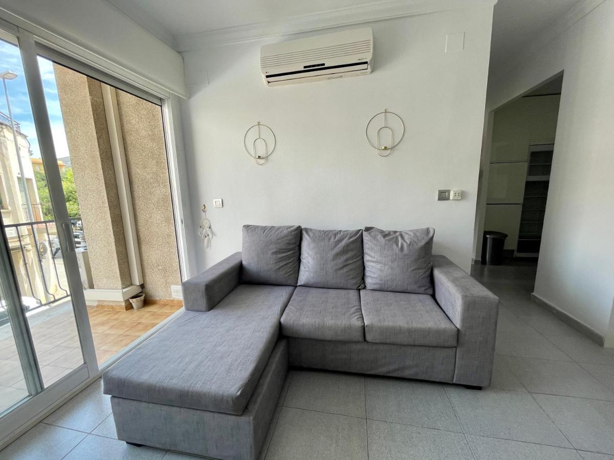 Acogedor Y Centrico Apartamento A 1' De La Playa Росас Экстерьер фото